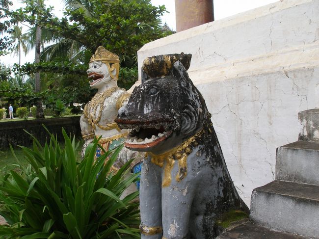 【ルンパパアんで出会ったゆるキャラ神様】<br />４位：ワット　アハームの狛犬様？？