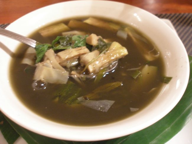 【レストラン２位】<br />《タマリンド　カフェ》<br />タケノコスープ