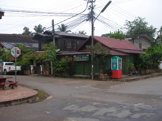 【レストラン６位】<br />《トゥムトゥム　チェン》<br />