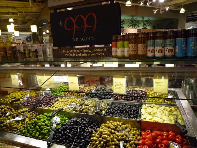 オリーブやピクルスもおいしそう！