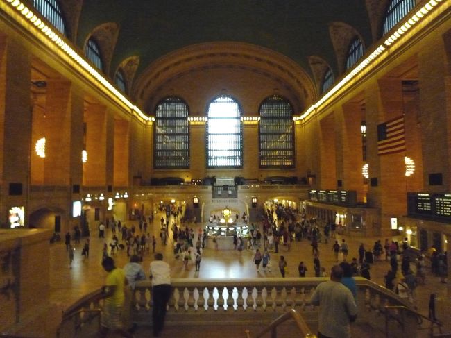 “Ｓ”が帰ってきた場所（笑）<br /><br />ＮＹに行くに当たり課題ＤＶＤになった『ゴシップガール』の１シーン。