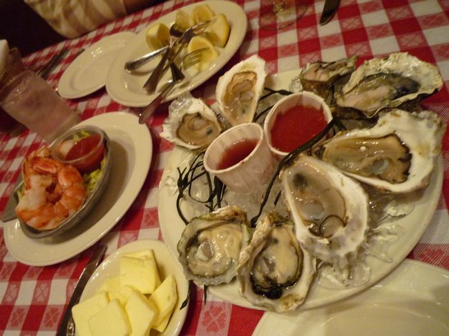 店内の雰囲気も品川店に似てる〜！って、品川店が真似したんだった＾＾；<br /><br />生牡蠣おいしかった〜☆<br />満足♪