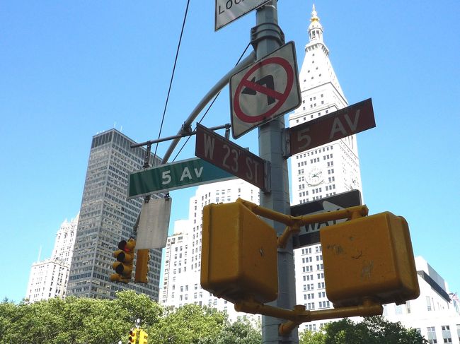 ５Ａｖをひたすら歩いて、目指すはあそこ！