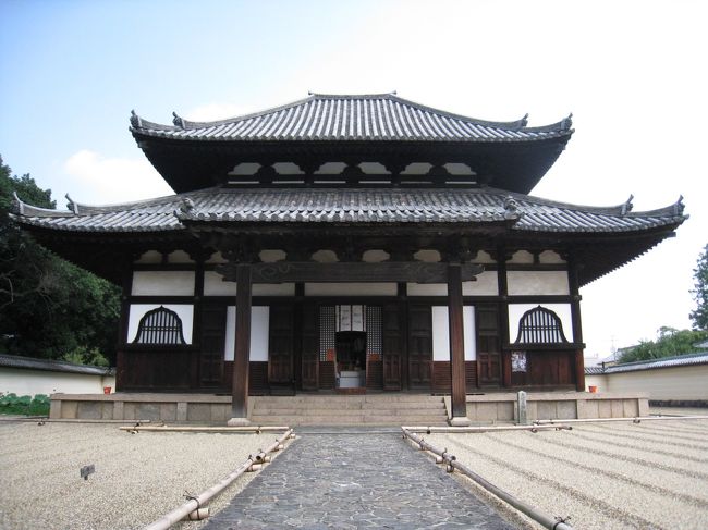 多分、戒壇堂！！！