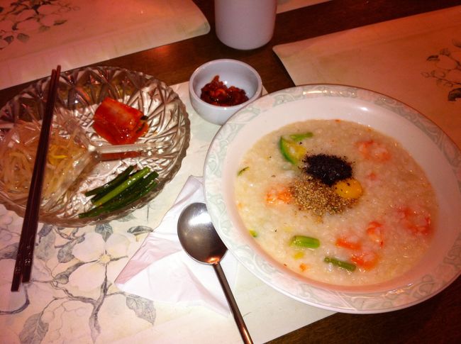 ２日目、最終日。<br /><br />いつものように瑞泉へ行き、<br />朝食粥（エビ）を食べました。<br /><br />この日は、中国人が多数いて賑やか、賑やか。