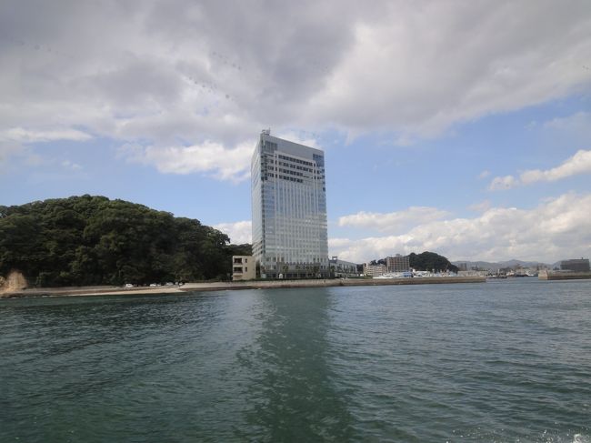 再び船にのり、広島港へ戻ります。<br />宿泊した広島プリンスホテルが近づいてきます。