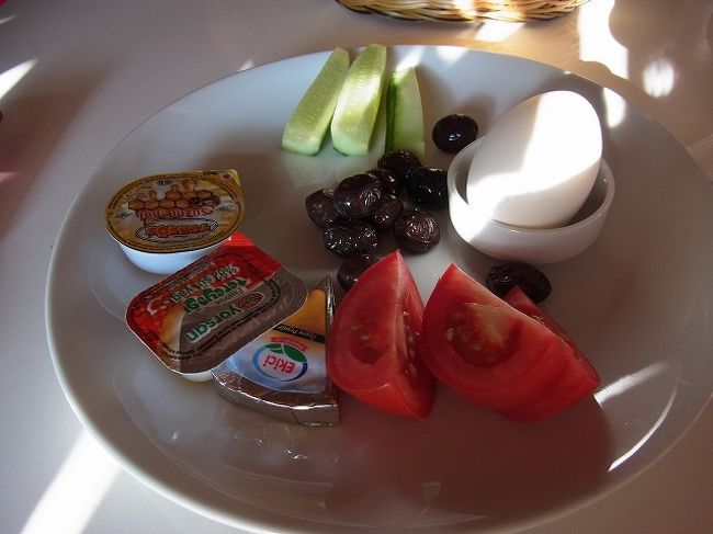 朝食はセットメニューでした。