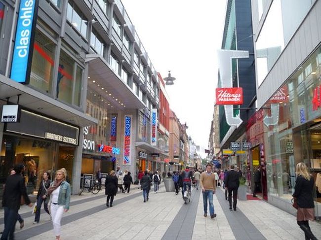 ショッピングの中心Drottninggatan.