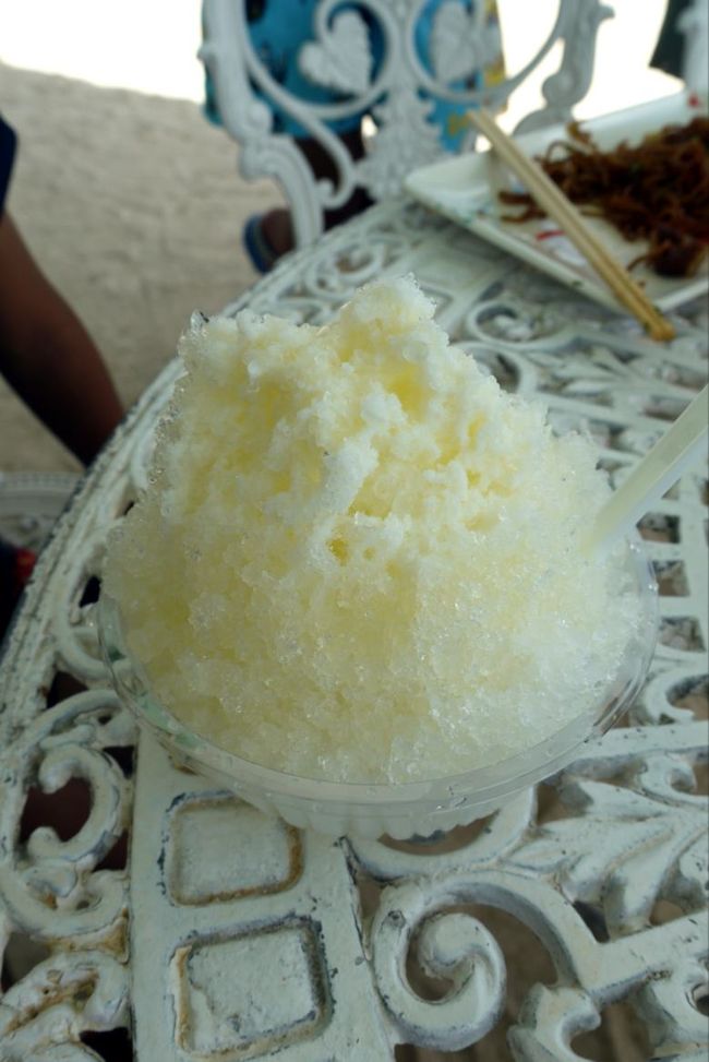 デザートにカキ氷　<br /><br />練乳 ￥３００−