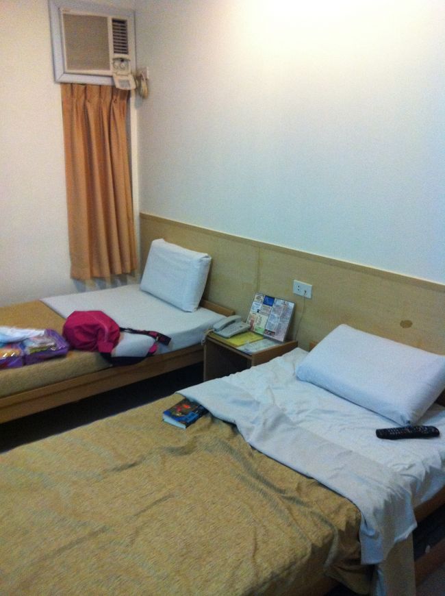 エコノミールームなんで簡素だけど、前泊で利用なんで文句なし。<br />