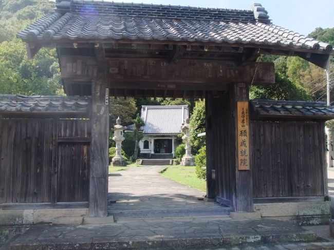 『願成就院』<br />重要文化財である、阿弥陀如来坐像、毘沙門天像、不動明王像など、<br />運慶作の、仏像を観る事ができます。<br />住職が、仏像について説明をしてくださいました。