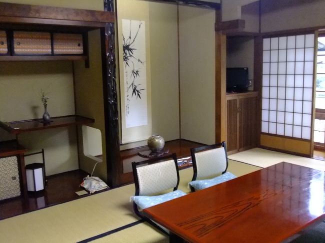 ２間続きのお部屋です。