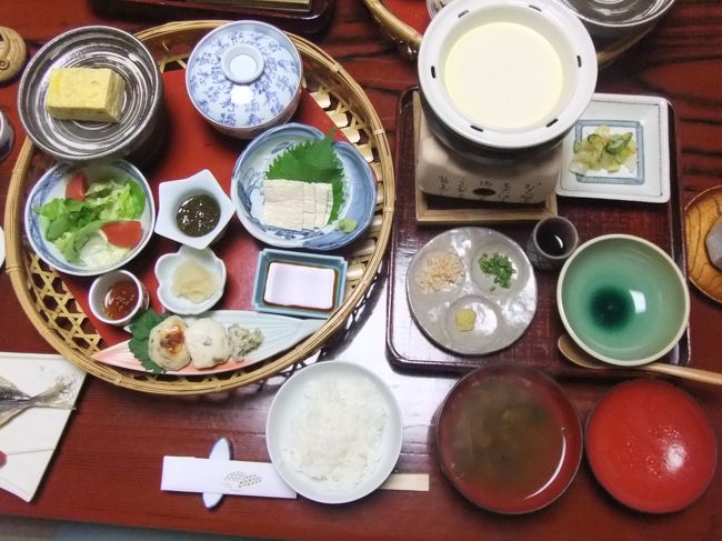朝食。おいしくて、朝から満腹！<br />豆乳豆腐の熱熱をいただき、身も心もほっかほか。<br />
