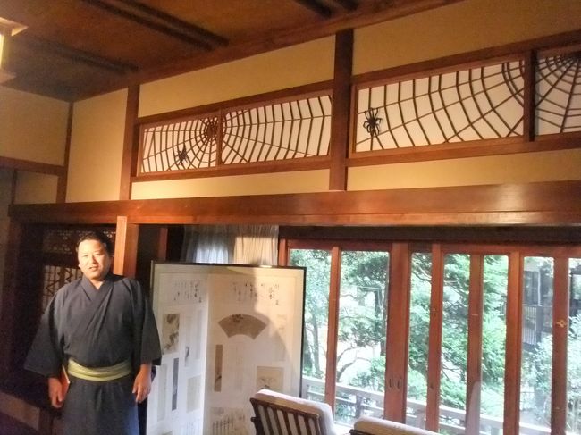 文化財の宿の中を、ご主人が説明し、案内してくださいました。<br />いたるところに、職人の匠の技が、見られ、すばらしいです。<br />維持していくにも、とても大変だそうです。<br />こんなすてきな宿は、ありません。料理も、従業員さんも、とても<br />良くして下さいます。何度でも行きたくなる宿です。