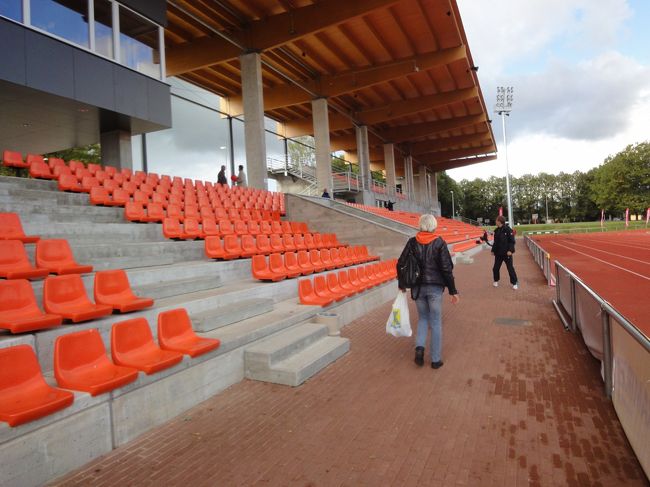 観客席は全部でこれだけしかない