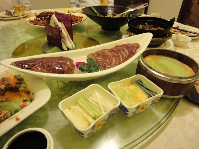 北京ダック<br />おいしい<br />肉もきちんと食べます