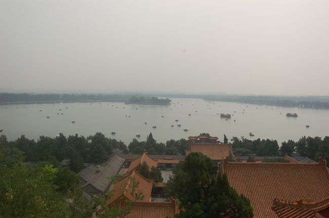 昆明湖<br />ボートがたくさん