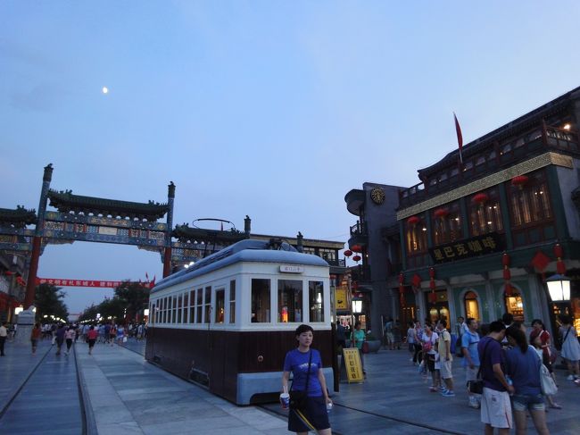 暗くなってきた前門