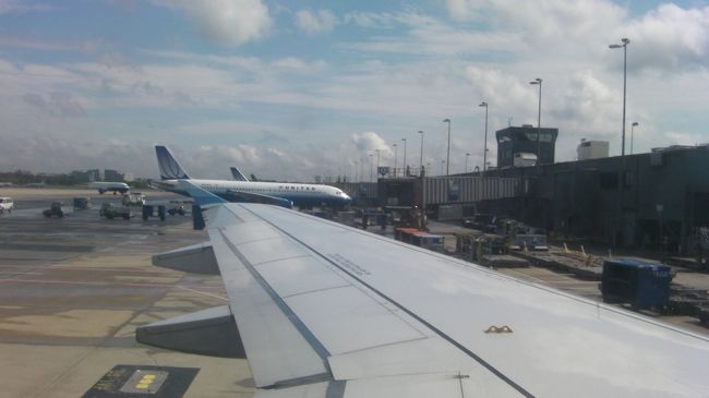 ＵＡ７７８便に搭乗し離陸を待ちます。ここから約２時間半のフライトです。