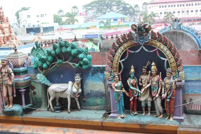 ヒンドゥーの装飾ってなんというか独特ですよね。