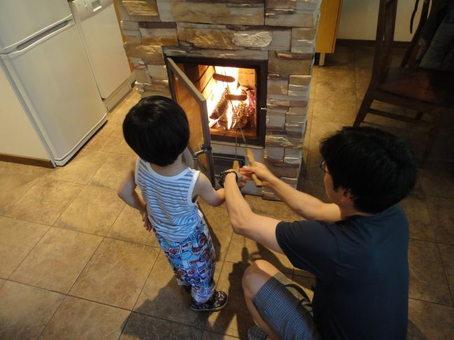 またまた、マッカラを焼いています。