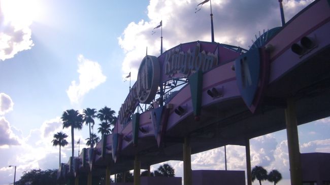 マジックキングダムにやって来ました。