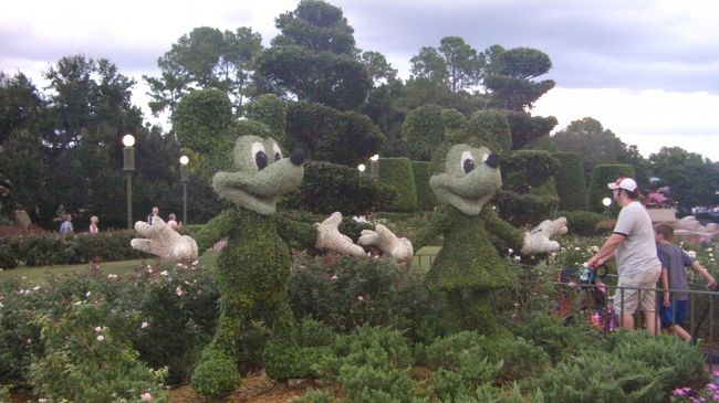 ガーデニングミッキー＆ミニー