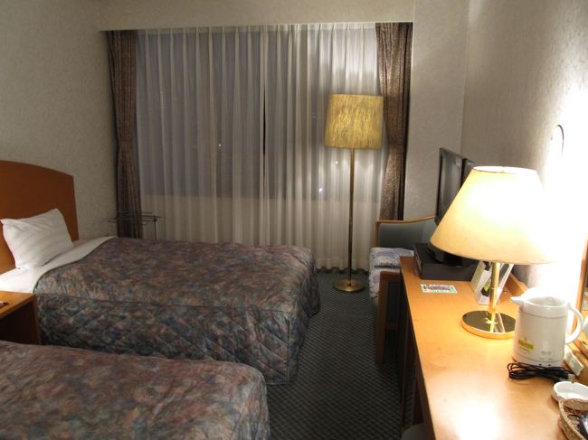 部屋はツインの洋室です。<br /><br />このタイプのほか和室やシングルの洋室もあります。