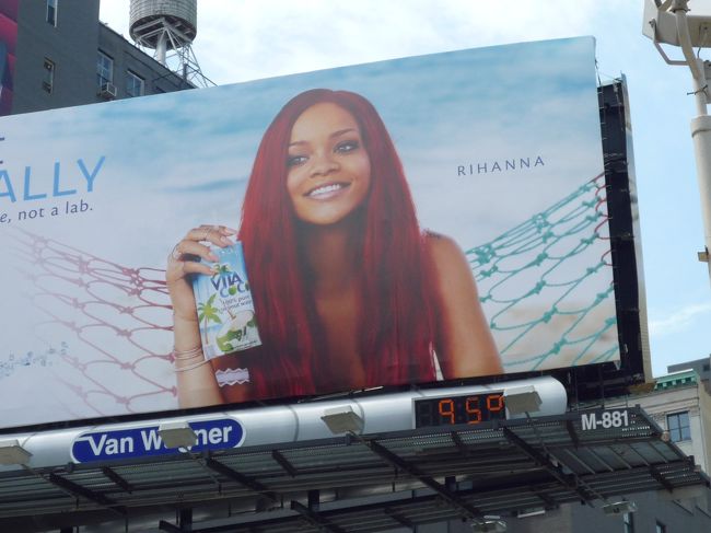 気を取り直して、ランチへＧｏ！<br /><br />この日はめちゃめちゃ暑かった〜<br />これじゃ日本と変わらないし、むしろ暑いんじゃ・・・<br />それもそのはず、華氏９５℃って、摂氏３５℃！<br />勘弁して〜