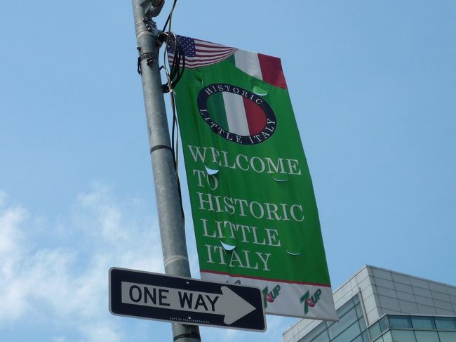 お腹もいっぱいになったとこで、猛暑の中ショッピング！<br />リトル・イタリーの中でもノリータエリアがおしゃれ☆