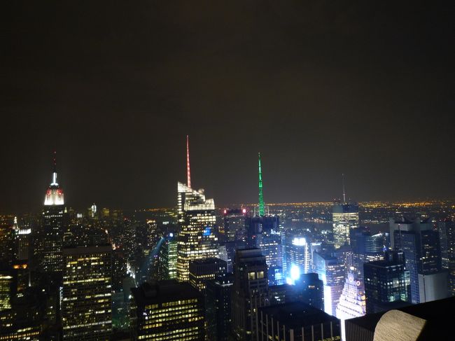 キレイ☆<br /><br />エンパイア・ステート・ビルは、なでしこＪＡＰＡＮが優勝したから、日の丸色！<br />何だか嬉しぃ〜♪