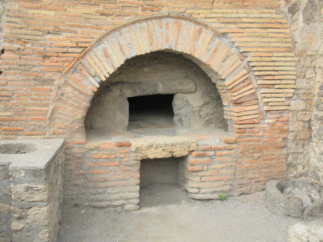 入口ちょっと狭い？