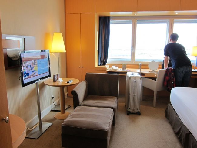 写真撮影のため滑走路が見えるお部屋に宿泊