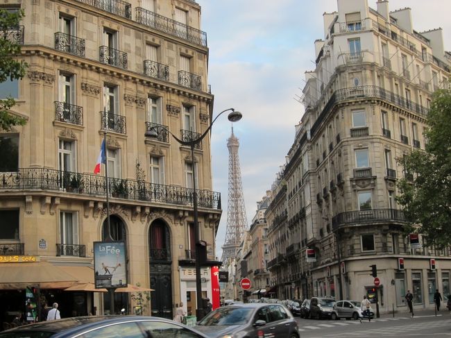 凱旋門から徒歩で