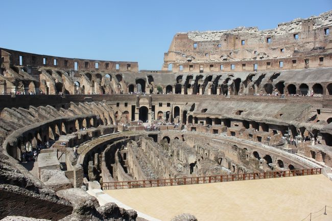 すごい。でかい。<br />よくもこんな大きな遺跡が残っていたものだなあ。