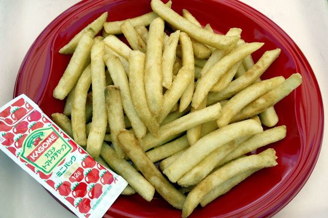 ポテトフライ ￥３００−