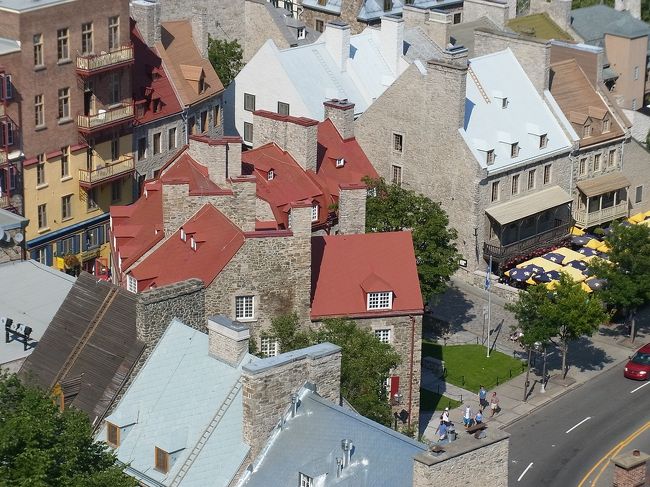 旧市街の街並み。