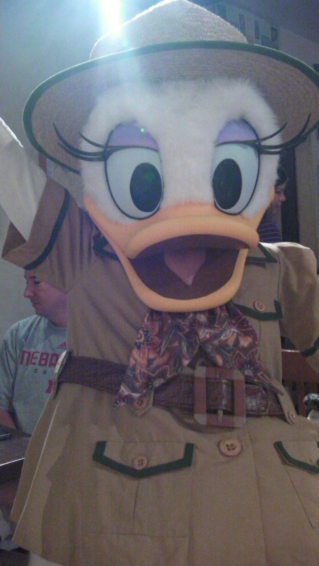 デイジーがやってきてポーズをとってくれました。