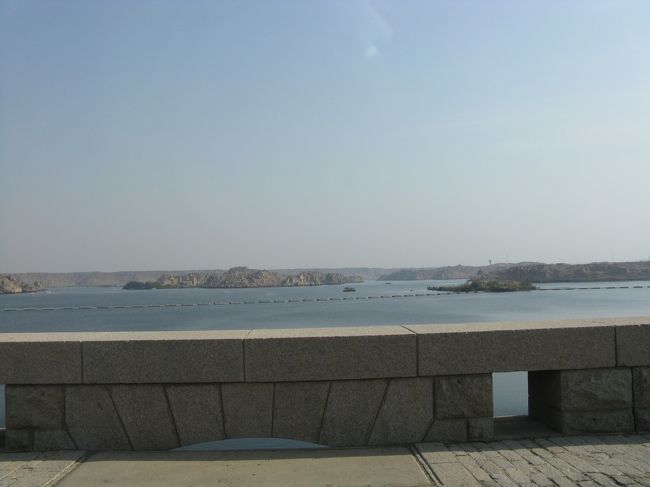 車窓からのアスワンダム