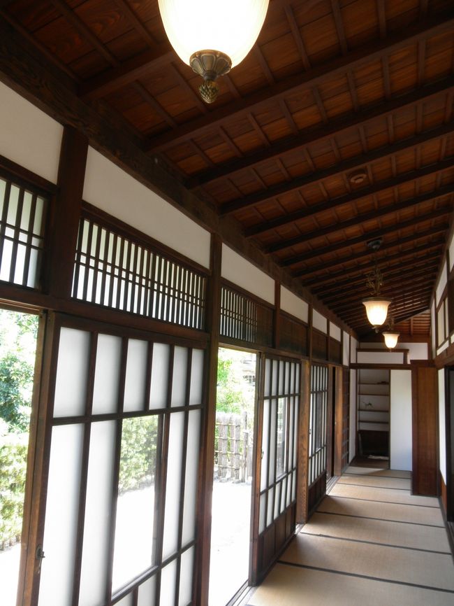 中もモダンで広い。