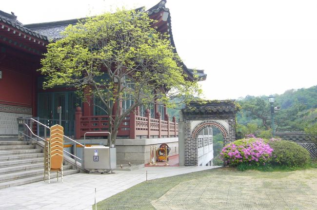 この小さいゲートのところ。見覚えがあります。