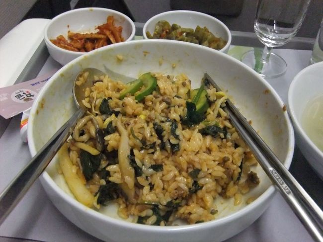 コチュジャンとごま油を混ぜて出来上がり♪<br />おいしい！