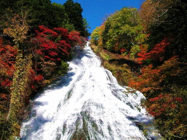 これは絶景 秋の奥日光の紅葉 湯滝編 栃木県の旅行記 ブログ By ひろ ひろさん フォートラベル