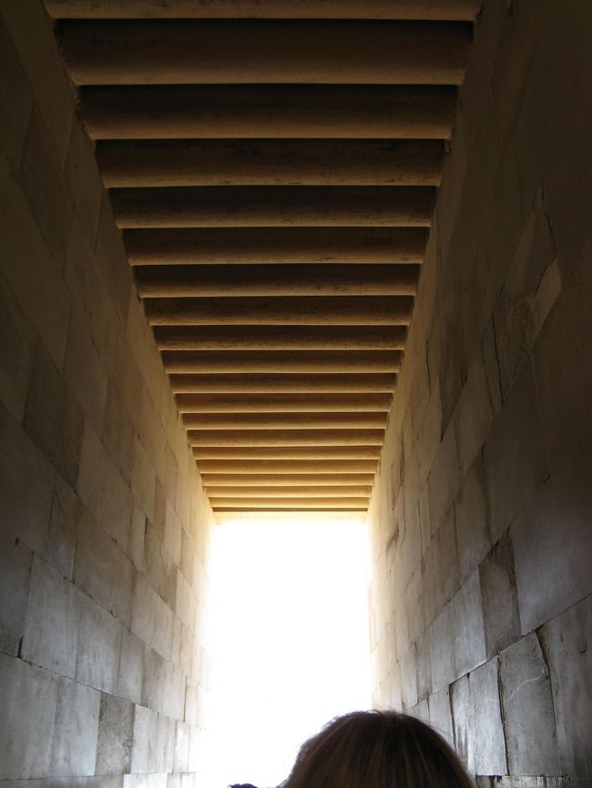 珍しい回廊、外の博物館には寄れませんでした。