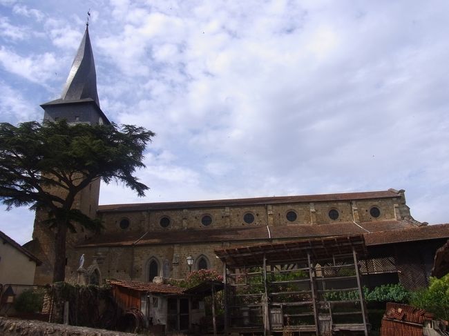 ここが教会か〜。