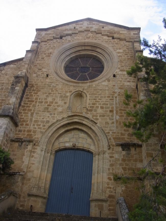 どど〜ん！<br /><br />とそびえたっていますが、クローズ（ＴＴ)