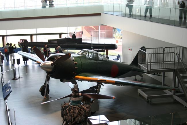 ゼロ戦だ〜！<br />琵琶湖に沈んでたんだったかな？