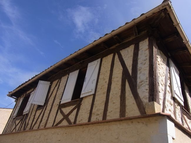 こういう木組み、文句なしに好き！