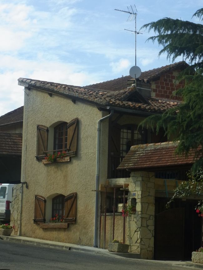 ここも風情ある建物ですね。