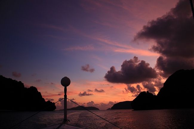 ☆サンセットクルーズ <br /><br />夕日を求めて・・・ <br />少し曇っていたけど、一応サンセットらしきものは見れた＾＾ <br />太陽はいまいちでしたが、夕焼けはとても綺麗でした。 <br />